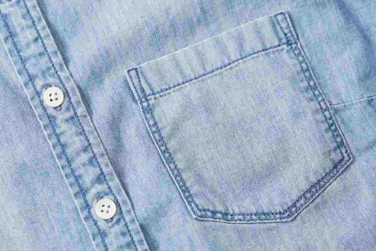 Vecchie camicie usurate, se le ricicli così risparmi una fortuna