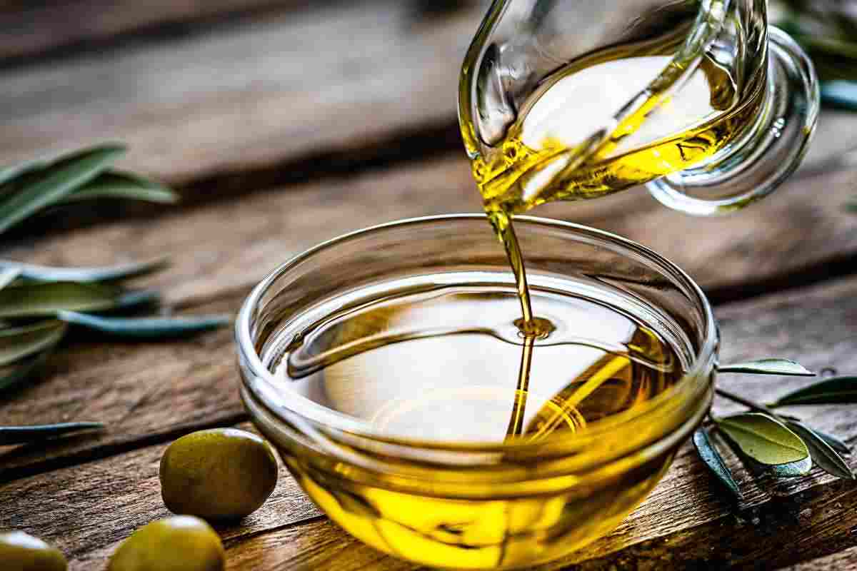 Olio esausto, questo è l'unico posto dove devi buttarlo