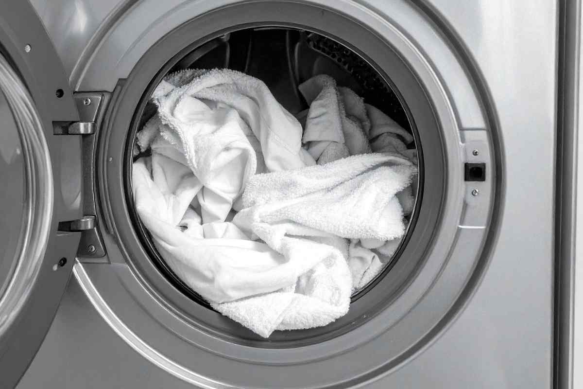 Asciugatrice, non buttare la lanugine: questo trucco ti fa risparmiare