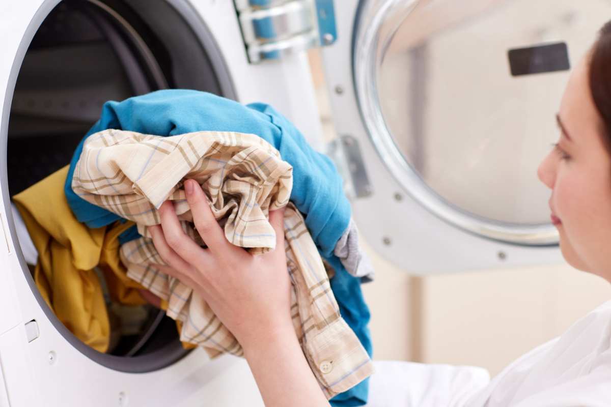 Asciugatrice, non buttare la lanugine: questo trucco ti fa risparmiare