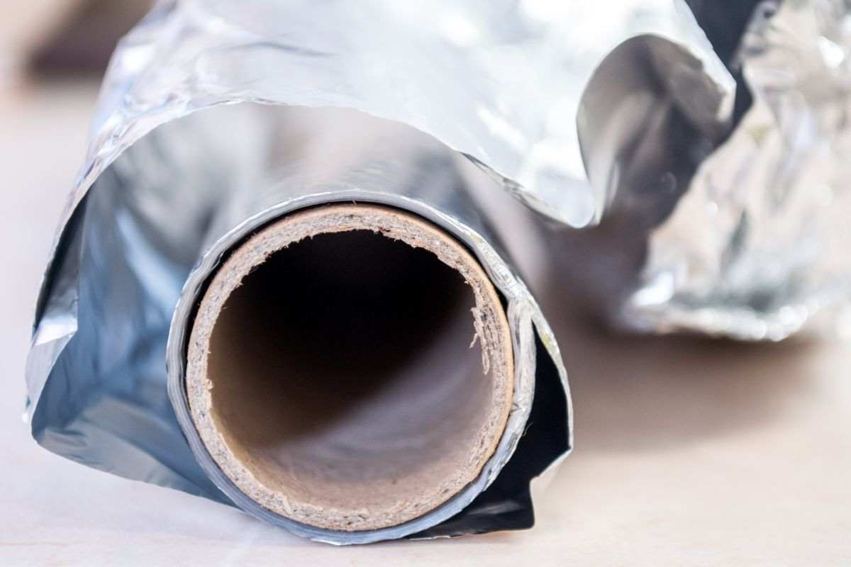 carta stagnola dove si butta