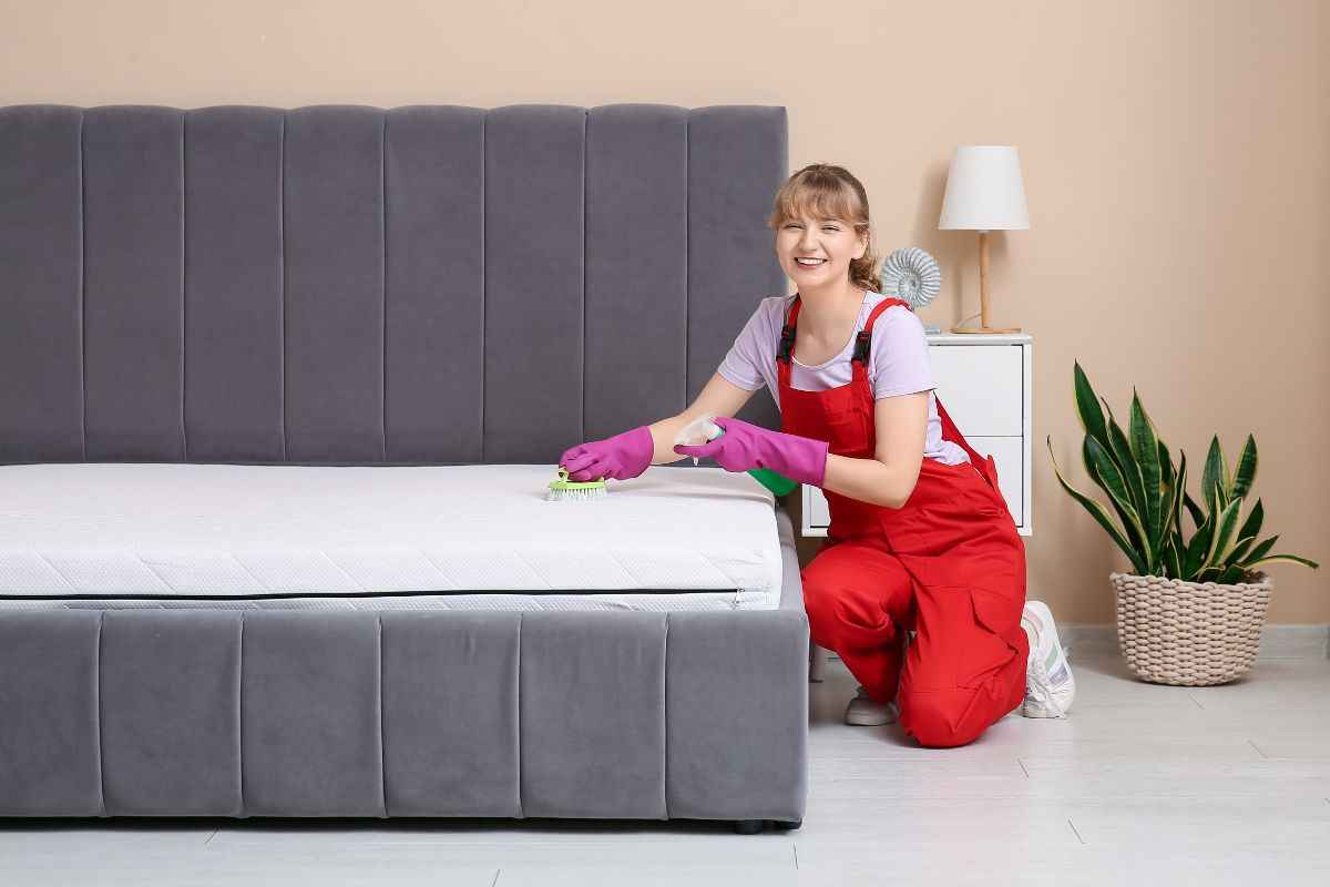 come pulire il materasso ed eliminare gli acari della polvere