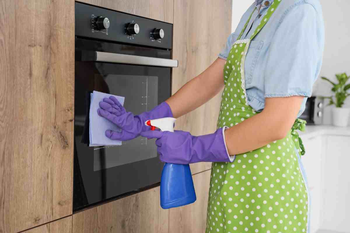 detersivo fai da te pulizia forno